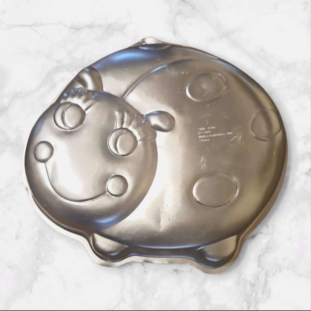 Wilton Lady Bug Cake Pan